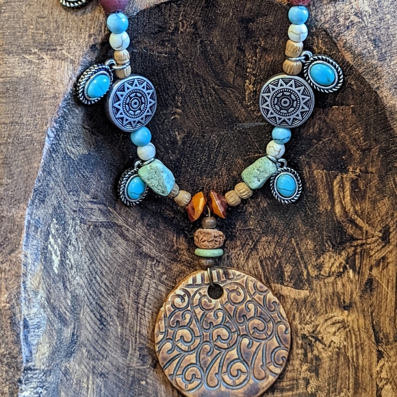 NWT Handcrafted Beaded Boho With Turquoise Color Stone and Multi Colored Beads - Picture 9 of 11